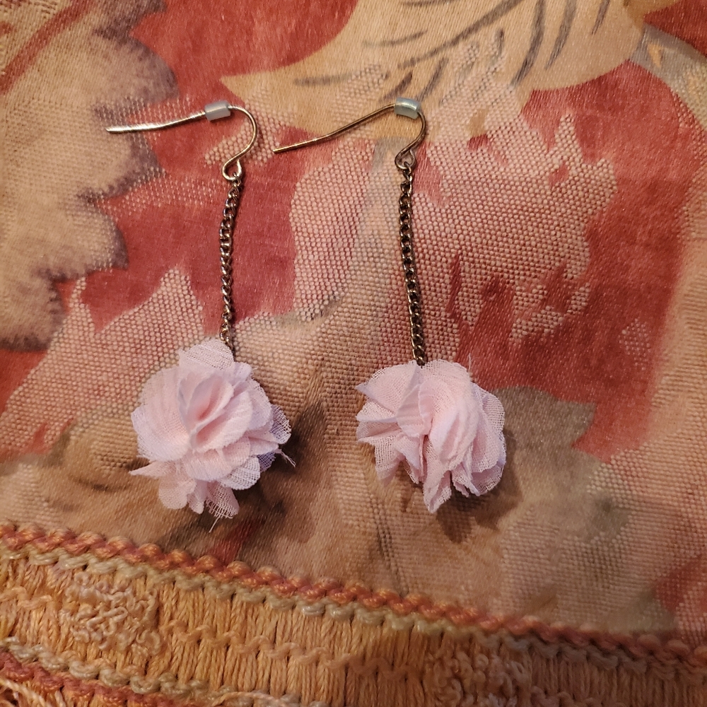 Pink flower hanging earrings